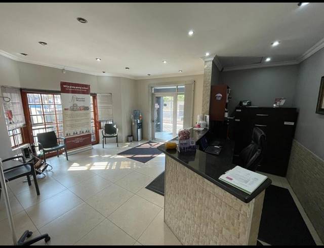 BUSINESS PROPERTY TO RENT IN WIERDA PARK